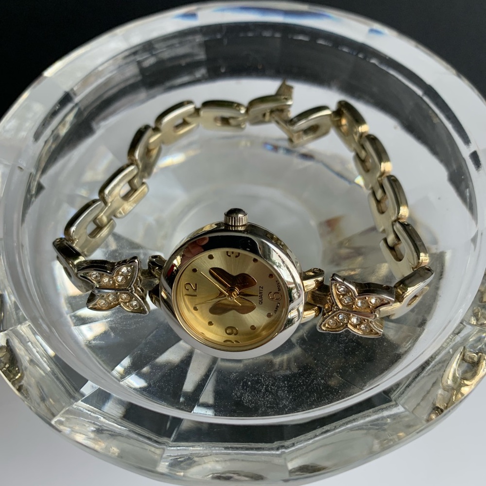 Butterly Quartz Japan movt wrist watch